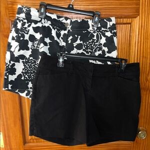 Bundle of 2 The Limited Black and Floral Women's Shorts